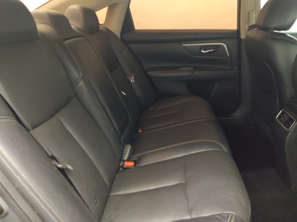 2017 Nissan Altima in Kissimmee, FL 34744 - 18059520 19