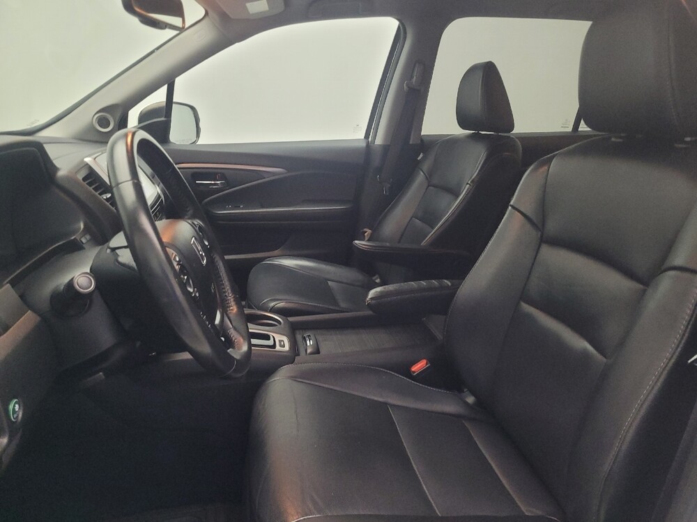 2017 Honda Pilot in Conyers, GA 30094 - 18059747 17