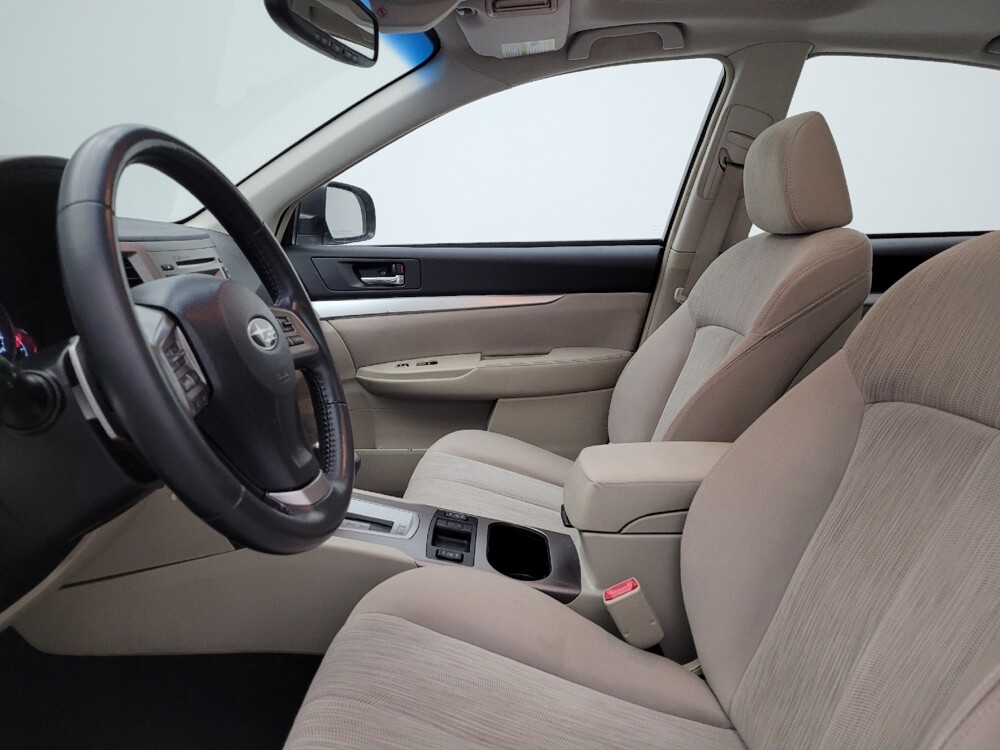 2014 Subaru Legacy in Cincinnati, OH 45255 - 18059911 17