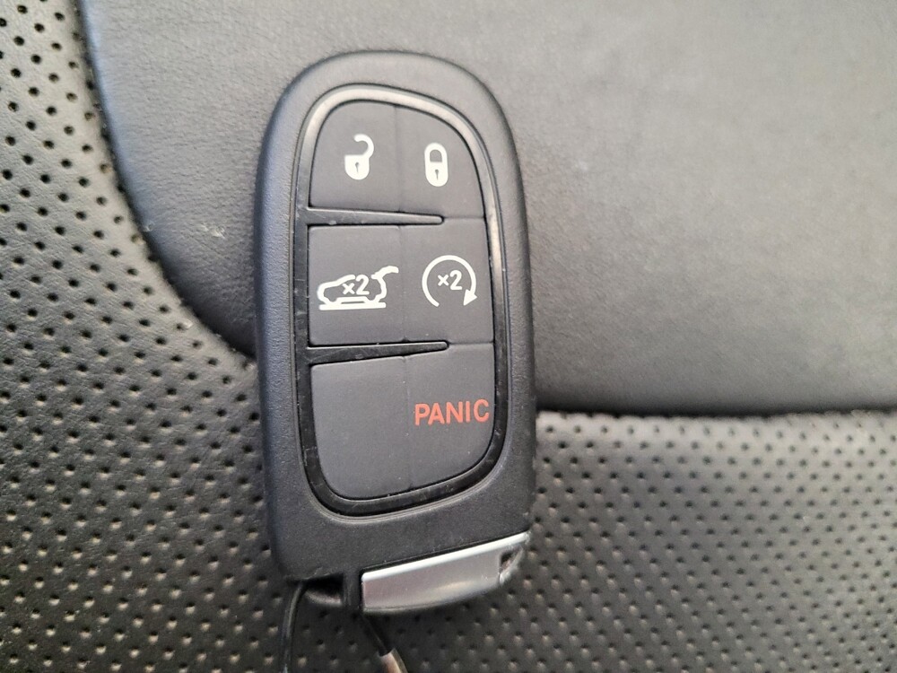 2019 Jeep Cherokee in Maple Heights, OH 44137 - 18059916 32