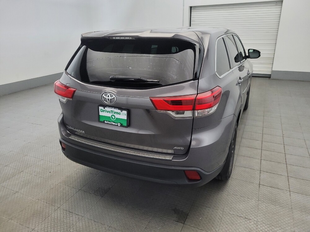2019 Toyota Highlander in Temple Hills, MD 20746 - 18059925 7