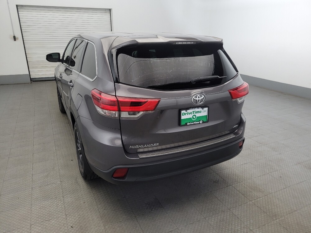 2019 Toyota Highlander in Temple Hills, MD 20746 - 18059925 6