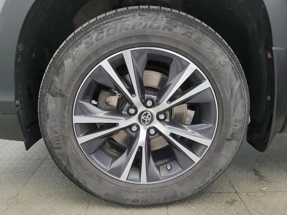 2019 Toyota Highlander in Temple Hills, MD 20746 - 18059925 31