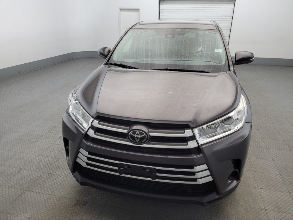 2019 Toyota Highlander in Temple Hills, MD 20746 - 18059925 15