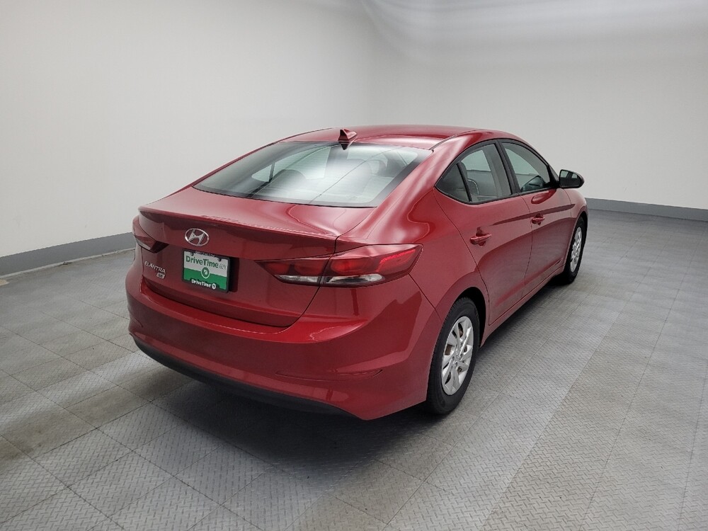 2017 Hyundai Elantra in Des Moines, IA 50310 - 18059942 9