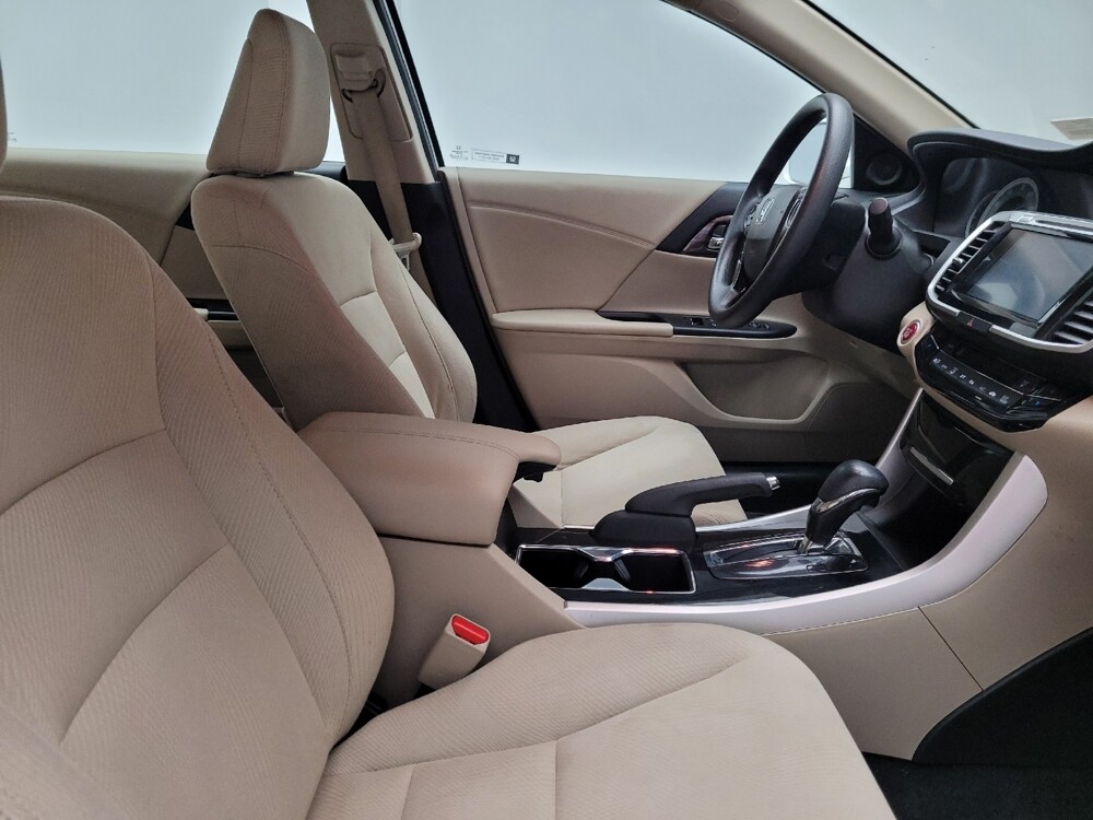 2017 Honda Accord in Eastpointe, MI 48021 - 18059950 21