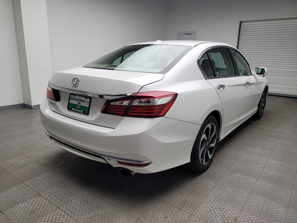 2017 Honda Accord in Eastpointe, MI 48021 - 18059950 9