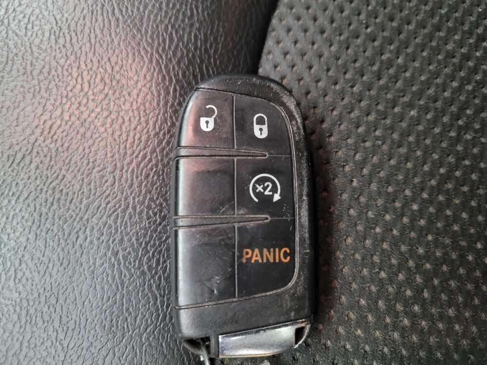 2018 Jeep Compass in Torrance, CA 90504 - 18059968 32