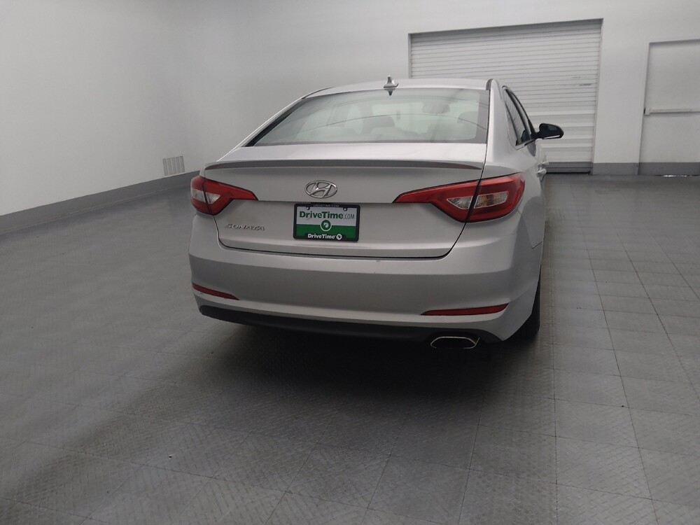 2016 Hyundai Sonata in Ocala, FL 34471 - 18059978 7