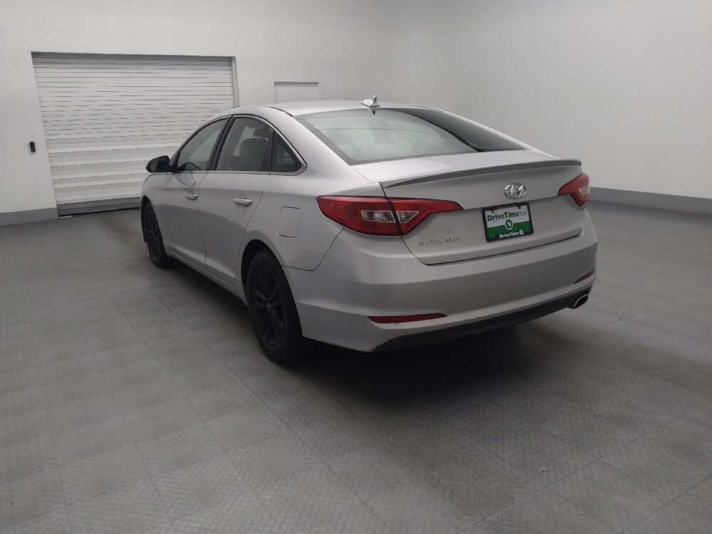 2016 Hyundai Sonata in Ocala, FL 34471 - 18059978 5