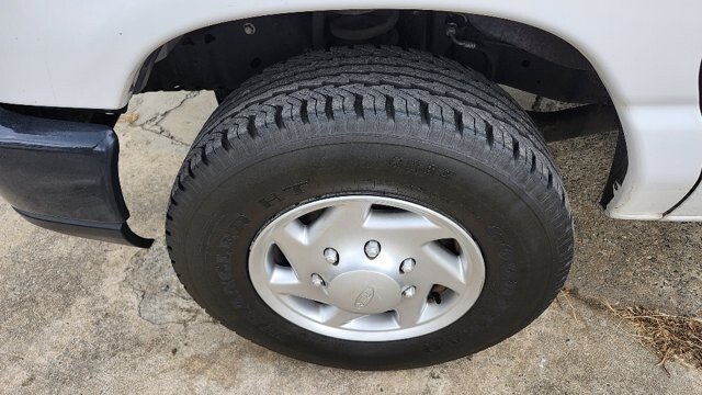 2013 Ford E-150 and Econoline 150 in Cartersville, GA 30120 - 18060119 16