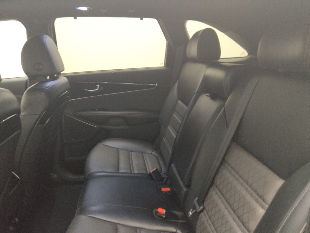 2019 Kia Sorento in Stone Mountain, GA 30083 - 18060156 18