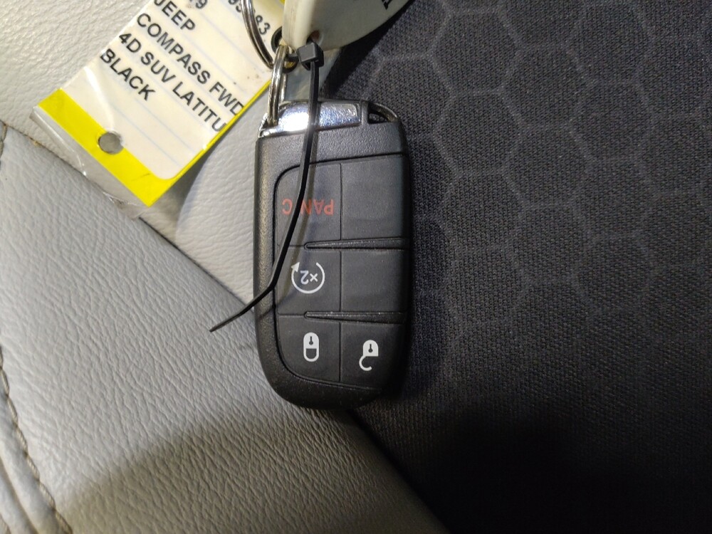 2019 Jeep Compass in Fort Worth, TX 76116 - 18060218 32