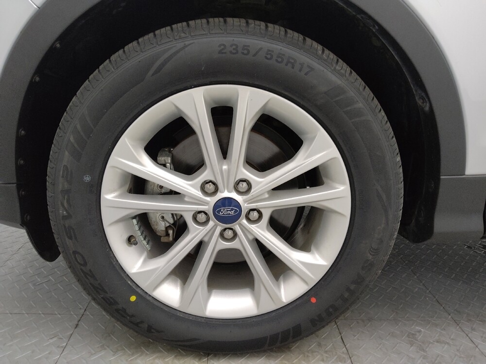 2019 Ford Escape in Conway, SC 29526 - 18060266 31