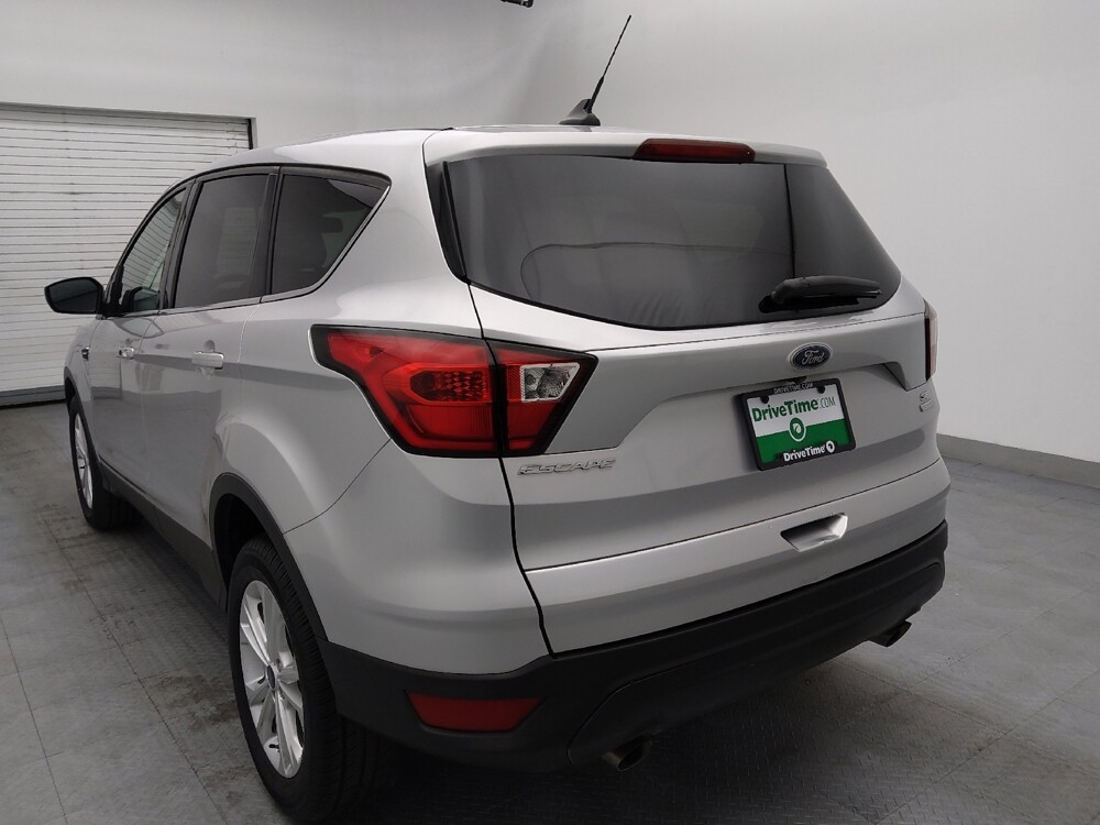 2019 Ford Escape in Conway, SC 29526 - 18060266 5