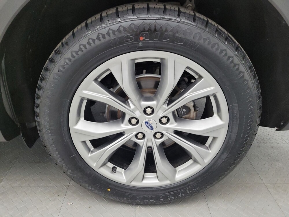 2020 Ford Explorer in Fairfield, OH 45014 - 18060289 31