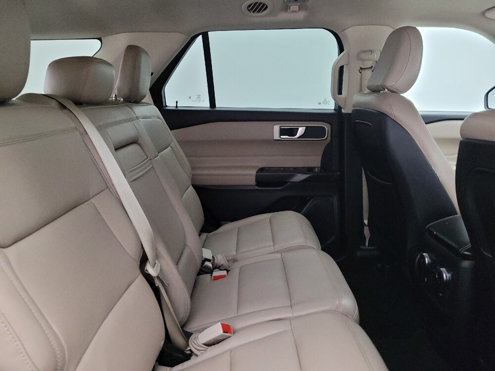 2020 Ford Explorer in Fairfield, OH 45014 - 18060289 19