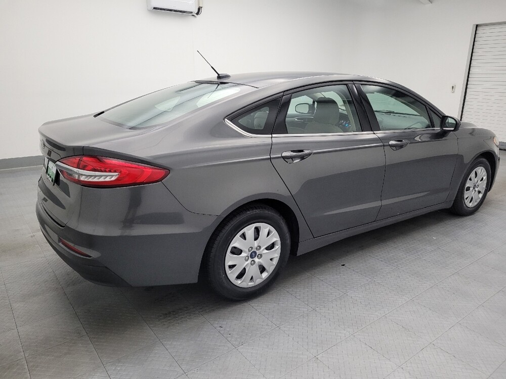2019 Ford Fusion in Miamisburg, OH 45342 - 18060290 10