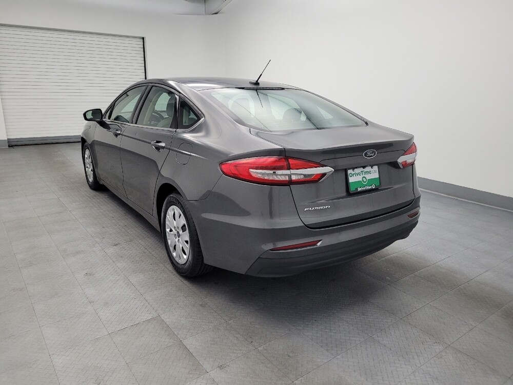 2019 Ford Fusion in Miamisburg, OH 45342 - 18060290 5