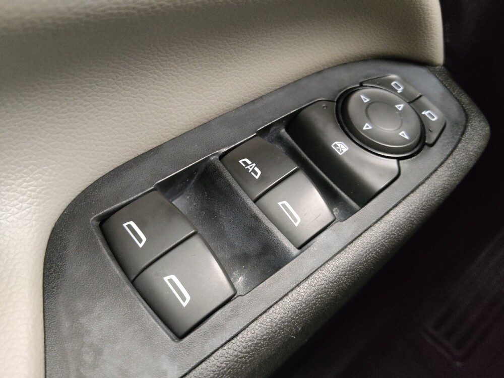 2018 Chevrolet Equinox in Topeka, KS 66611 - 18060313 27