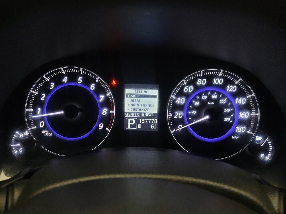 2014 INFINITI QX70 in Peoria, IL 61615 - 18060319 23