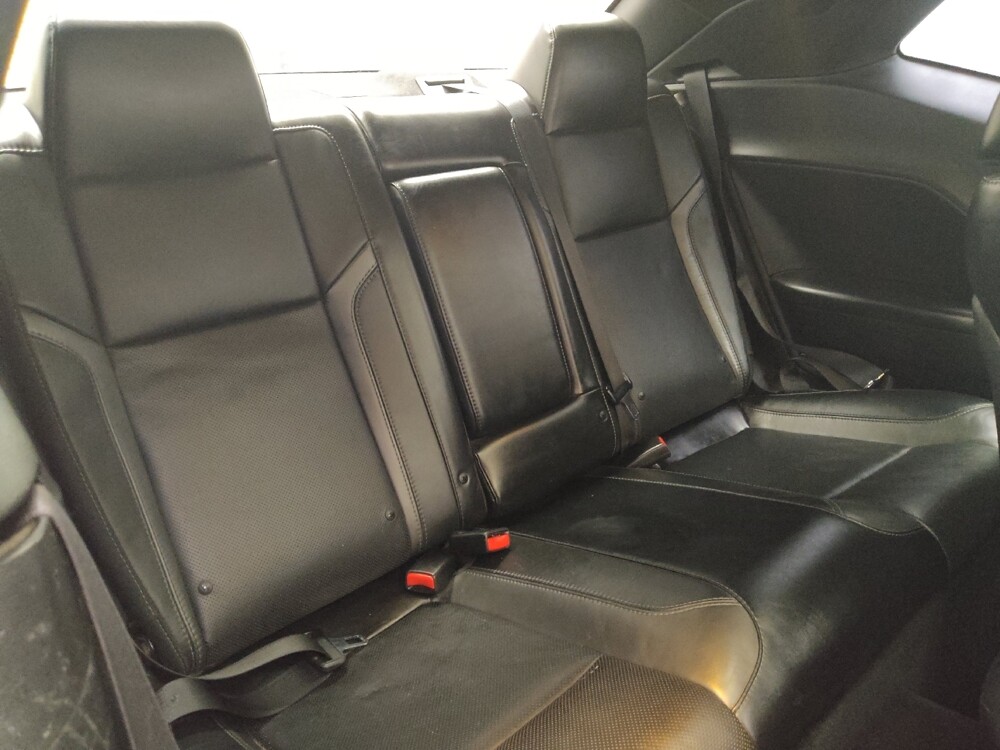 2015 Dodge Challenger in Lombard, IL 60148 - 18060323 19