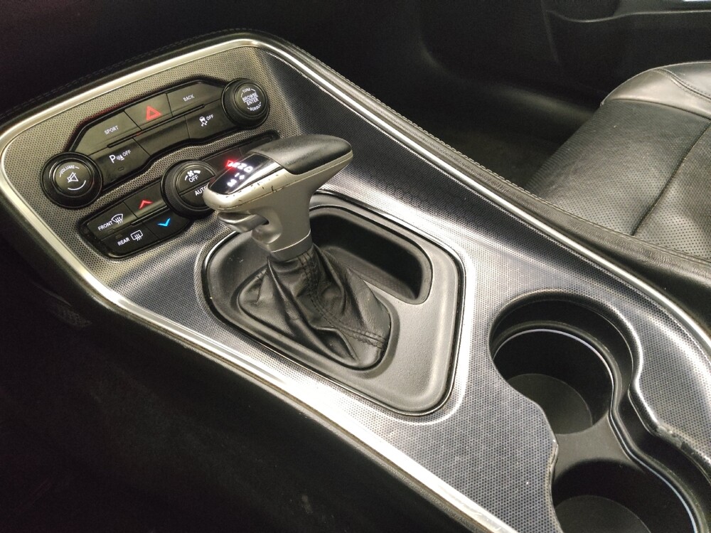 2015 Dodge Challenger in Lombard, IL 60148 - 18060323 26