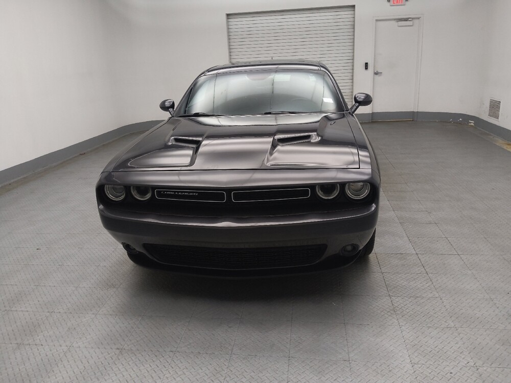 2015 Dodge Challenger in Lombard, IL 60148 - 18060323 15