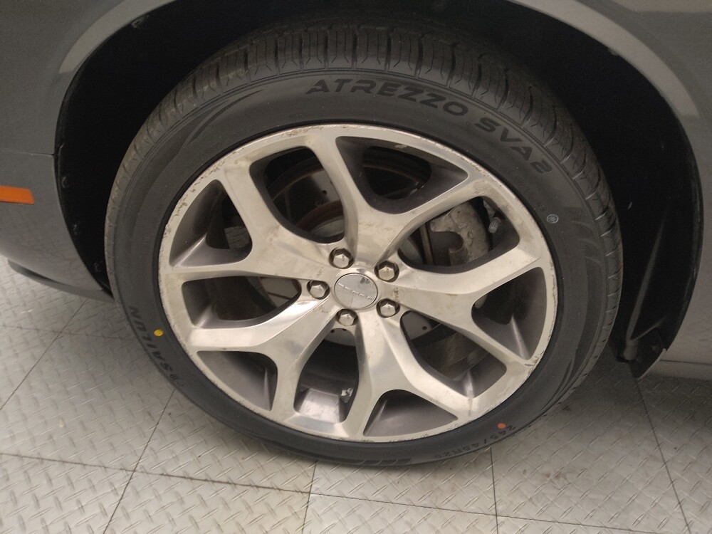 2015 Dodge Challenger in Lombard, IL 60148 - 18060323 31