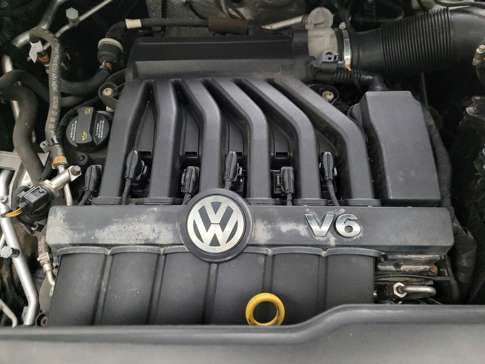 2020 Volkswagen Atlas in Eastpointe, MI 48021 - 18060326 30