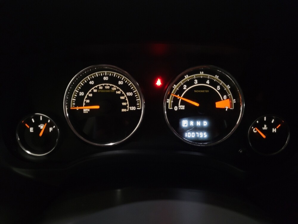 2014 Jeep Compass in Glen Burnie, MD 21061 - 18060331 23