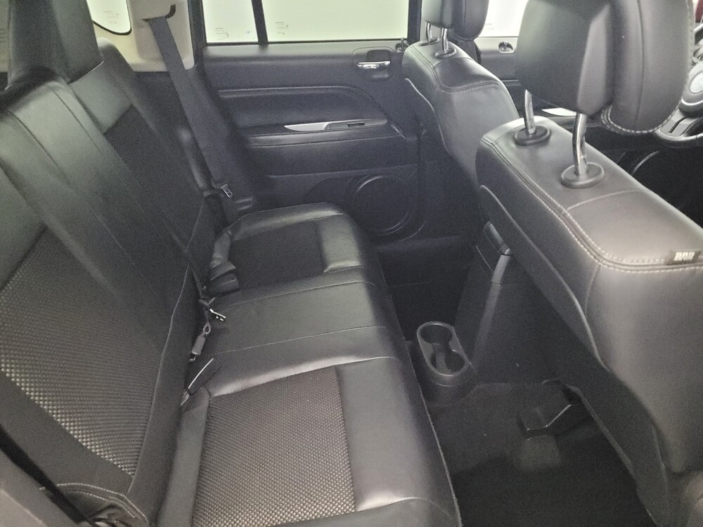 2014 Jeep Compass in Glen Burnie, MD 21061 - 18060331 19