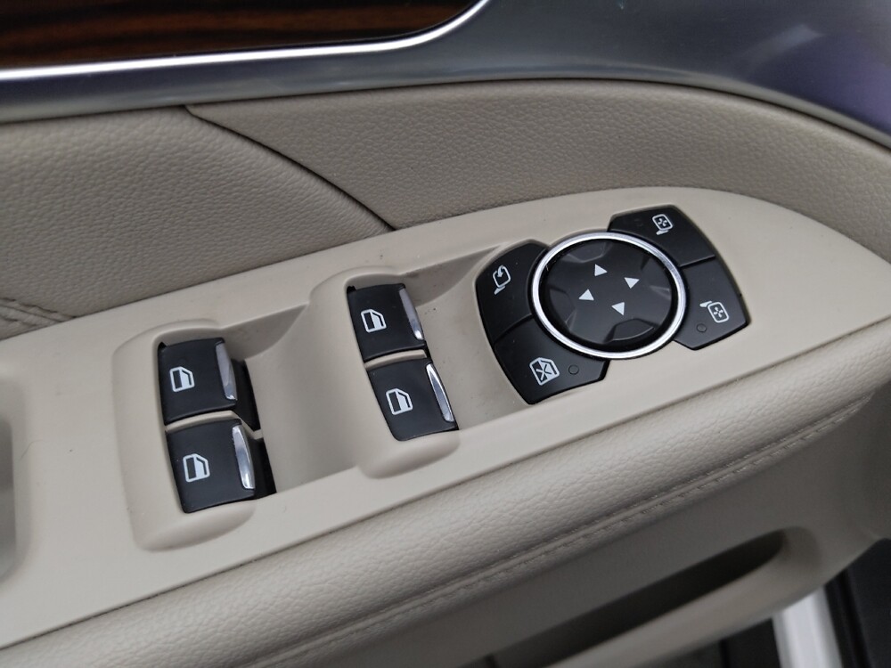 2019 Ford Explorer in St. Louis, MO 63136 - 18060391 27