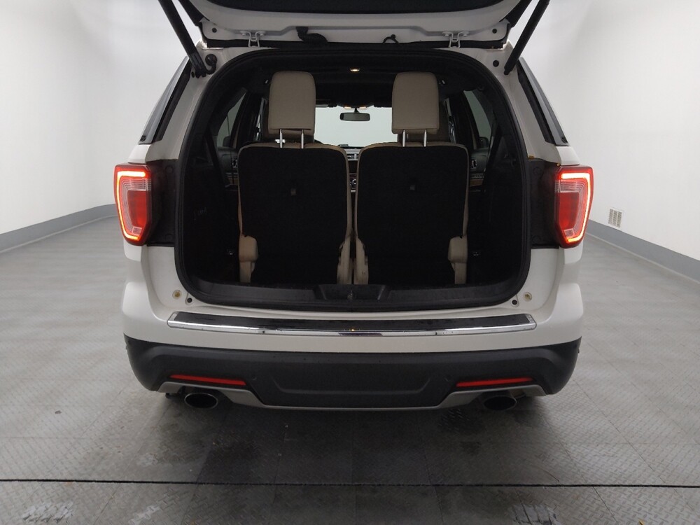 2019 Ford Explorer in St. Louis, MO 63136 - 18060391 29