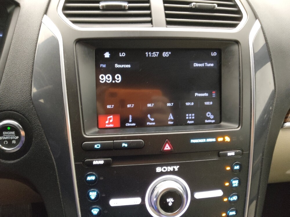 2019 Ford Explorer in St. Louis, MO 63136 - 18060391 25