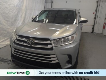 2019 Toyota Highlander in Cincinnati, OH 45255