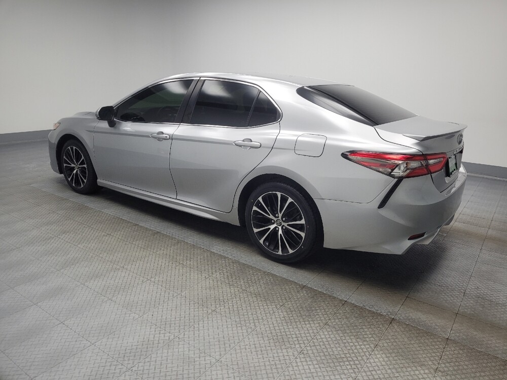 2018 Toyota Camry in Highland, IN 46322 - 18060440 3
