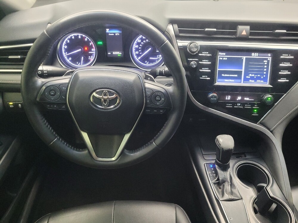 2018 Toyota Camry in Highland, IN 46322 - 18060440 22