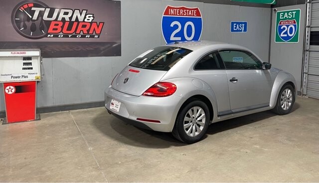 2013 Volkswagen Beetle in Conyers, GA 30094 - 18060486 4