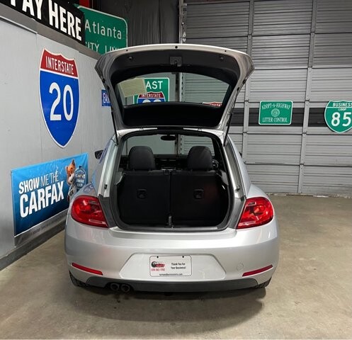 2013 Volkswagen Beetle in Conyers, GA 30094 - 18060486 7