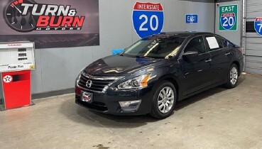 2013 Nissan Altima in Conyers, GA 30094
