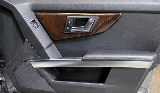 2014 Mercedes-Benz GLK 350 in Conyers, GA 30094 - 18060489 16