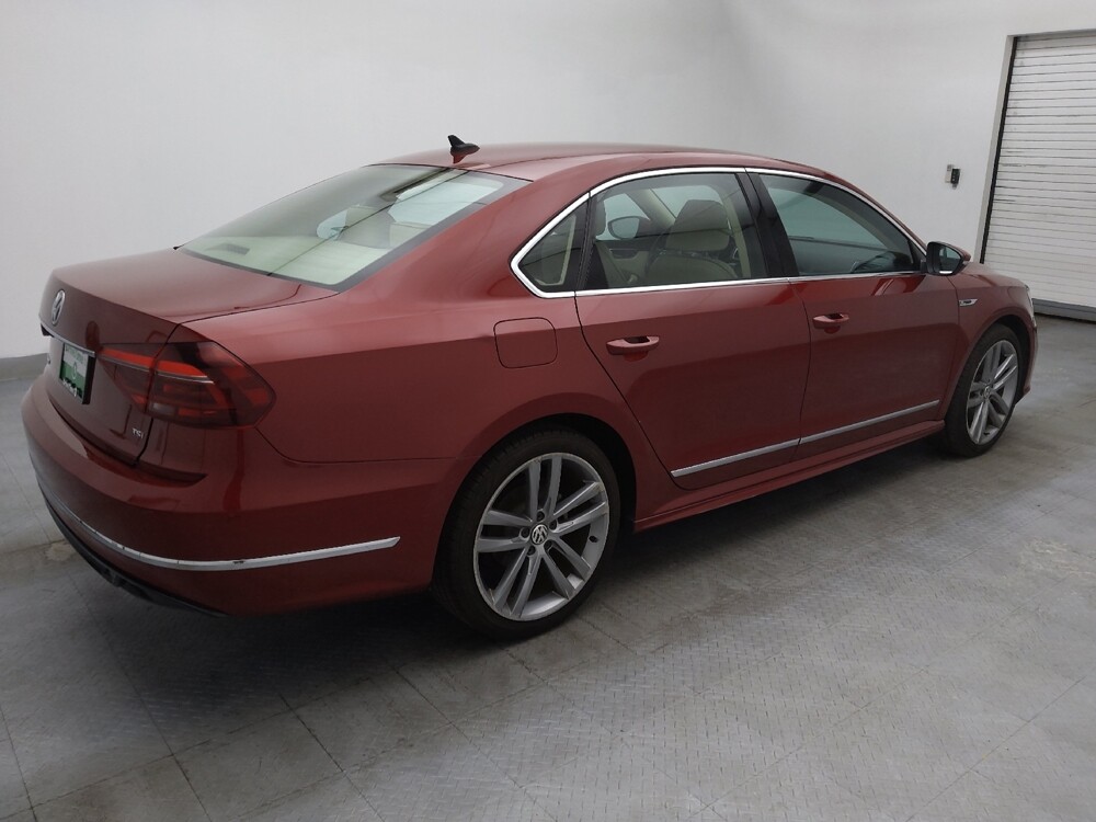 2017 Volkswagen Passat in Winston-Salem, NC 27103 - 18060626 10