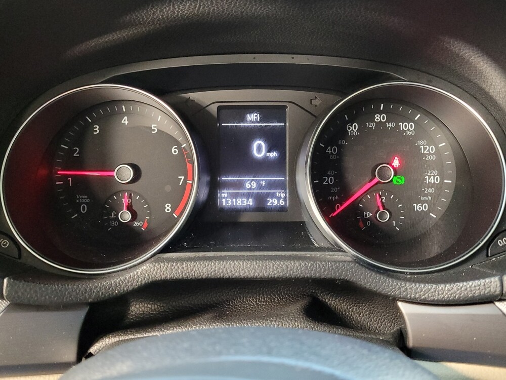 2017 Volkswagen Passat in Winston-Salem, NC 27103 - 18060626 23