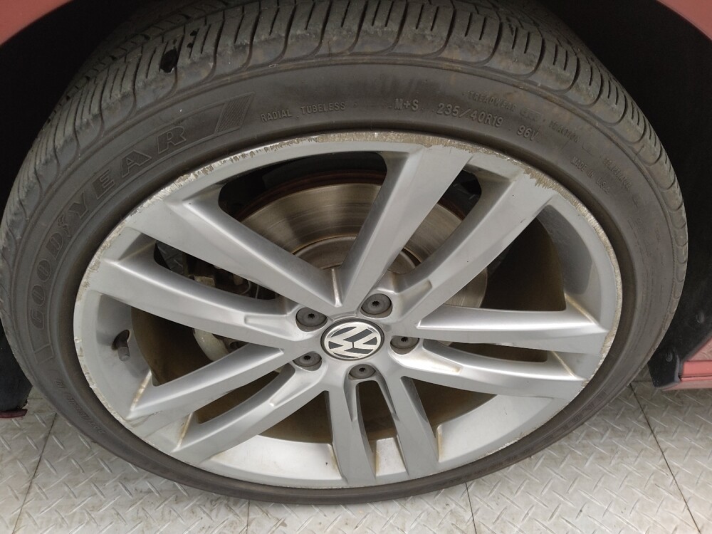 2017 Volkswagen Passat in Winston-Salem, NC 27103 - 18060626 31