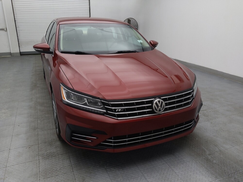 2017 Volkswagen Passat in Winston-Salem, NC 27103 - 18060626 14