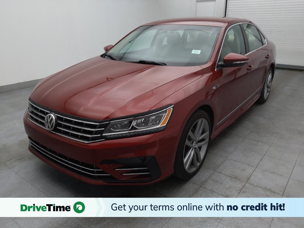 2017 Volkswagen Passat in Winston-Salem, NC 27103 - 18060626