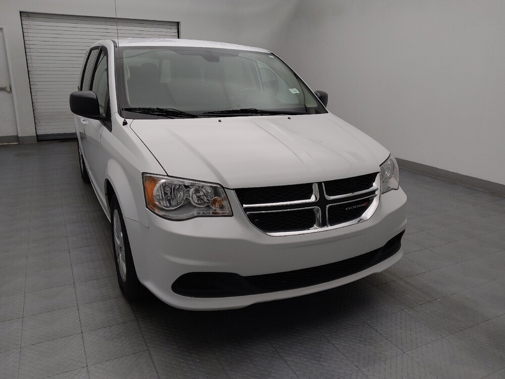 2018 Dodge Grand Caravan in Winston-Salem, NC 27103 - 18060629 14