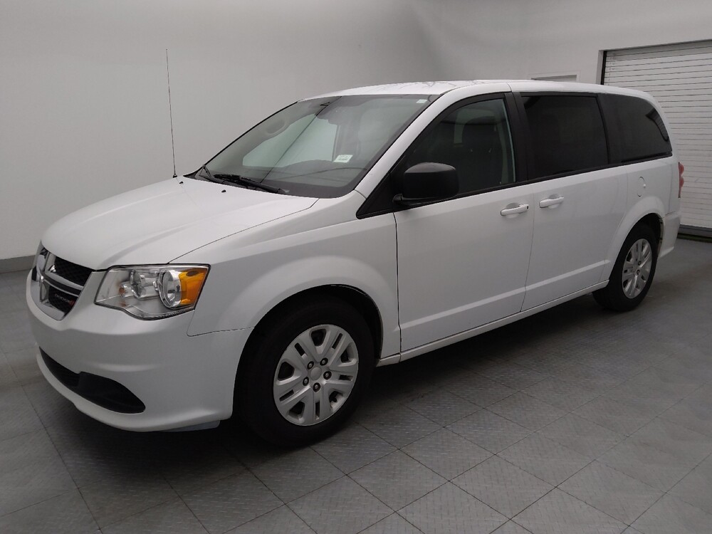 2018 Dodge Grand Caravan in Winston-Salem, NC 27103 - 18060629 2