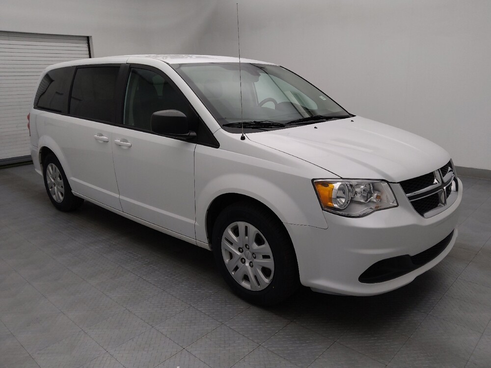 2018 Dodge Grand Caravan in Winston-Salem, NC 27103 - 18060629 11